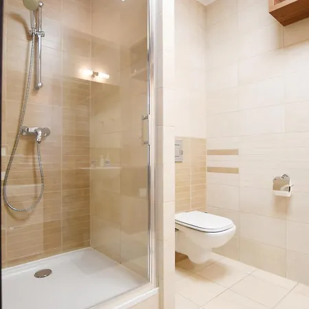 Apartament Navigator-portowa 28 *